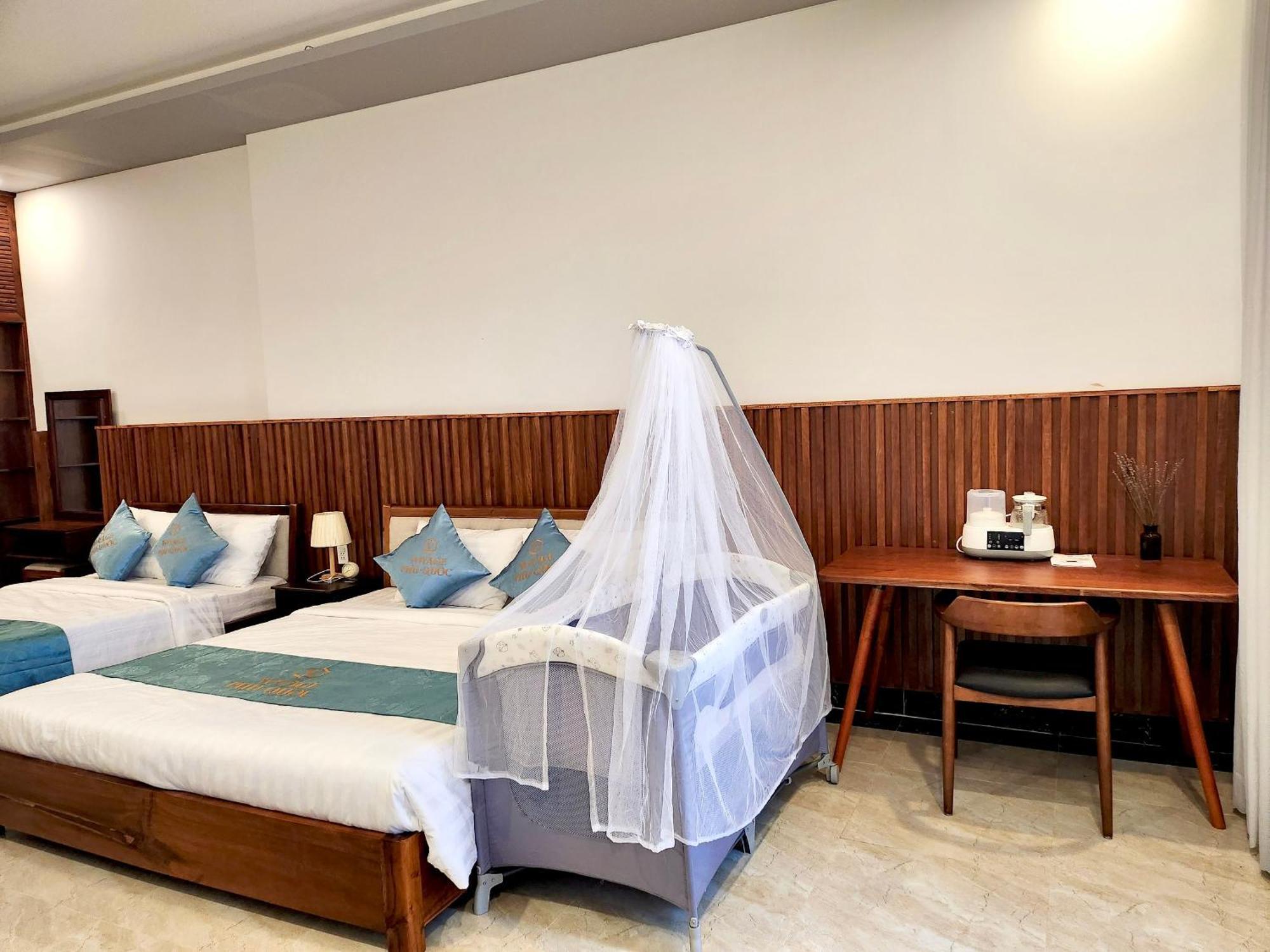 Voyage Phu Quoc Beach Resort Bagian luar foto