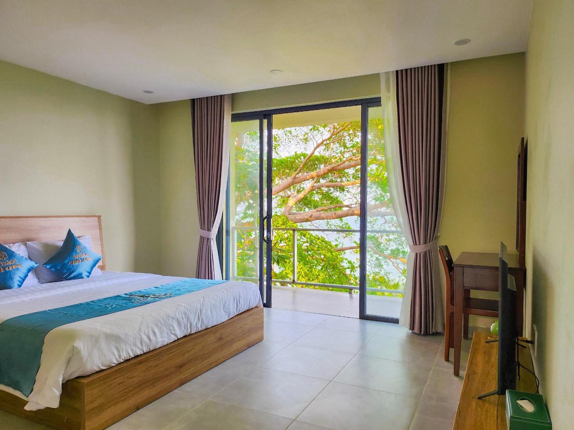 Voyage Phu Quoc Beach Resort Bagian luar foto