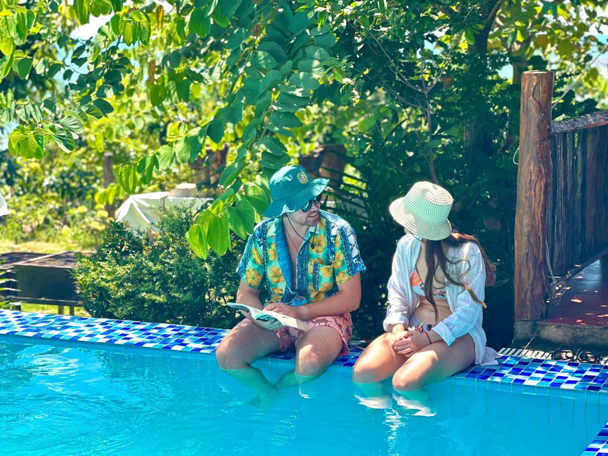 Voyage Phu Quoc Beach Resort Bagian luar foto