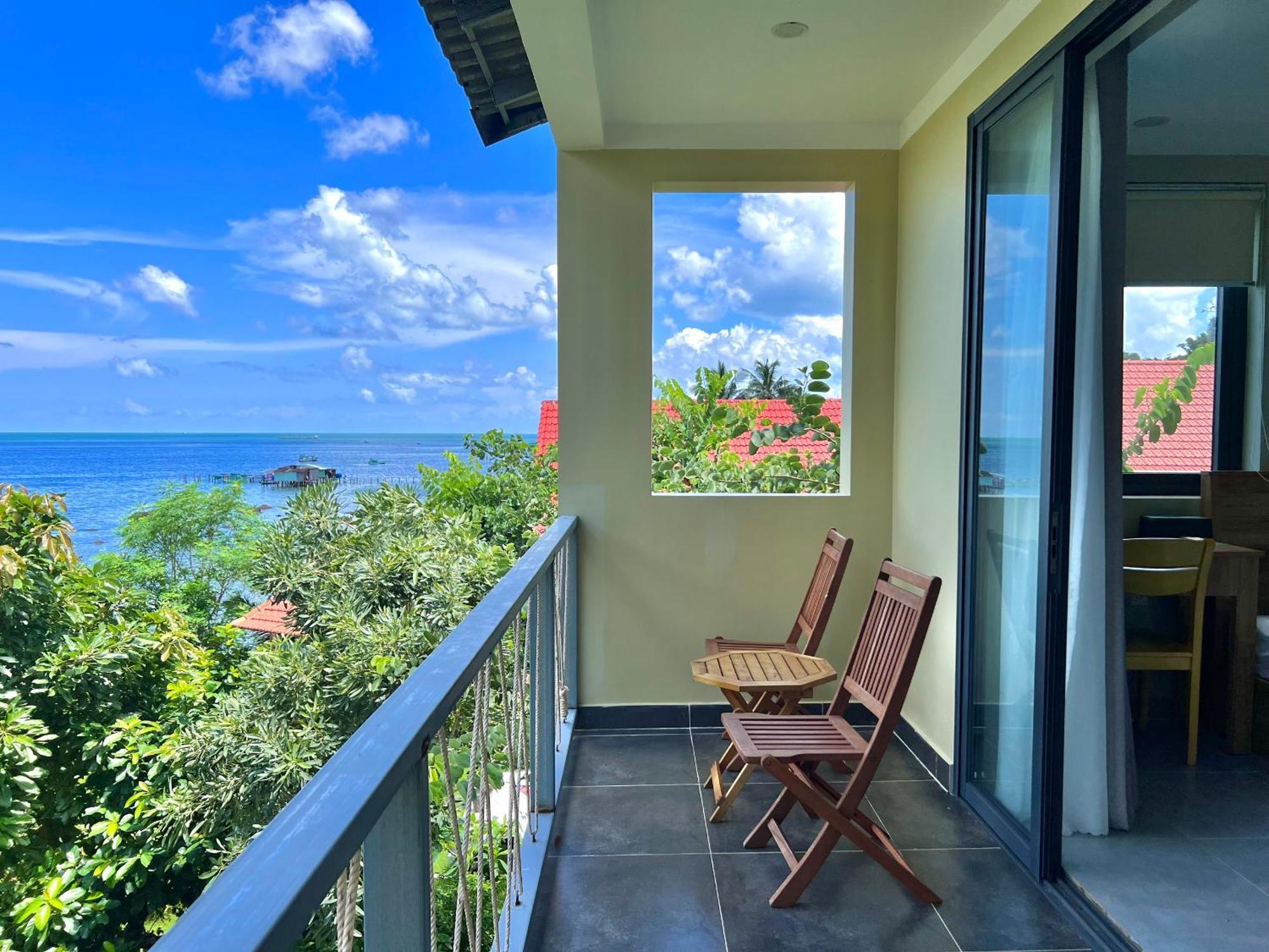 Voyage Phu Quoc Beach Resort Bagian luar foto